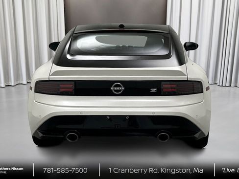 New 2025 Nissan Z Performance w/ Floor Mat Package image 5