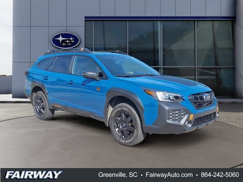 Used 2025 Subaru Outback Wilderness AWD/4WD image 4