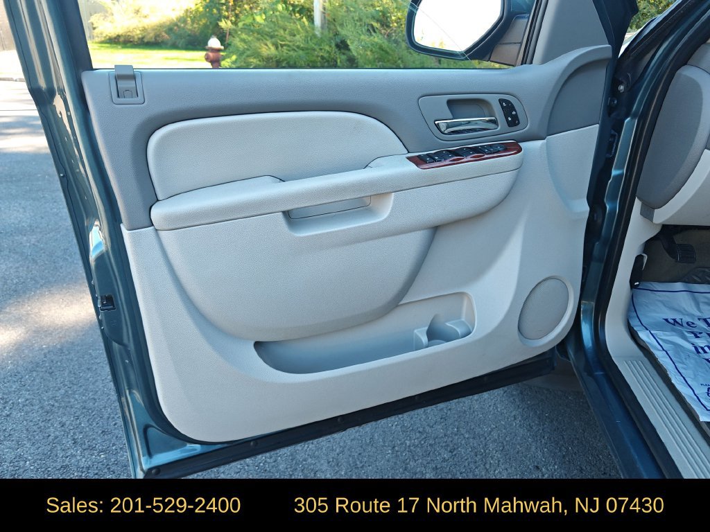 Used 2010 Chevrolet Silverado 1500 LTZ w/ LTZ Plus Package AWD/4WD image 11