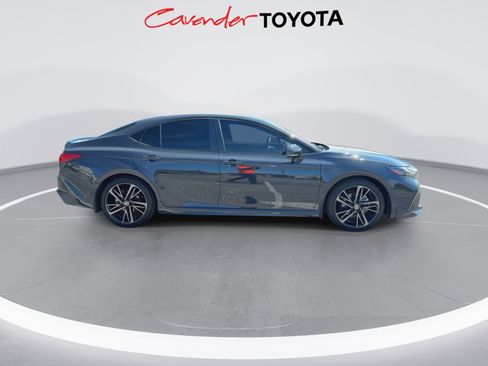 Used 2025 Toyota Camry XSE image 9