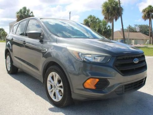 Used 2018 Ford Escape S FWD image 18
