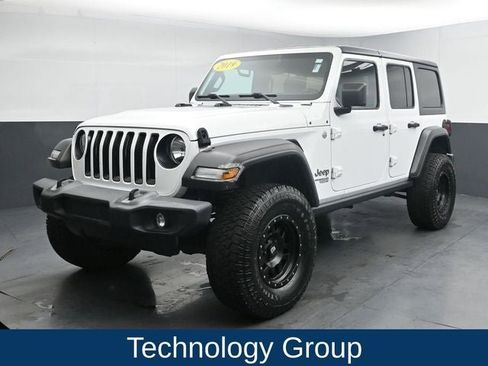 Used 2019 Jeep Wrangler Unlimited Sport S image 5