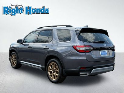 Used 2024 Honda Pilot Touring