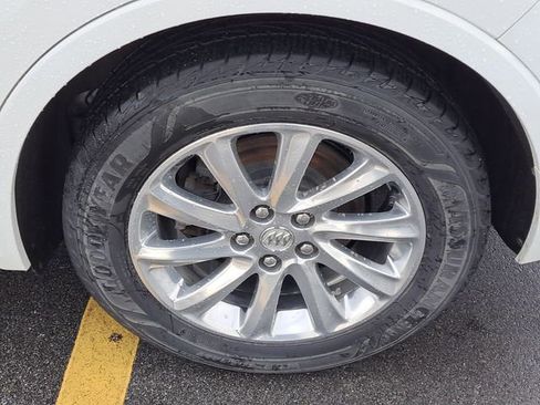 Used 2019 Buick Envision Essence image 27