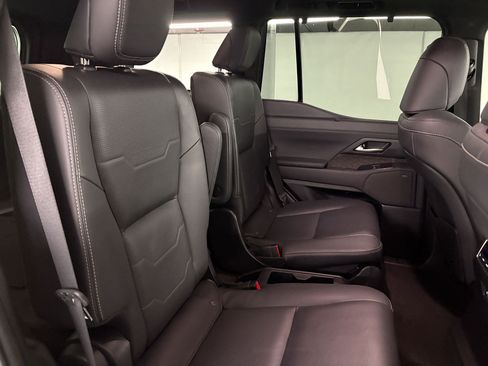Used 2024 Lexus GX 550 w/ Accessory Package (2T) AWD/4WD image 31