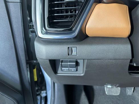 Used 2024 GMC Canyon AT4 w/ Canyon Safety Plus Package image 15