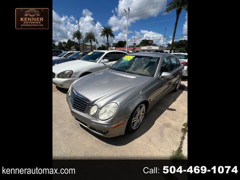 Used 2008 Mercedes-Benz E 350 4MATIC Sedan image 1