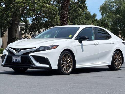 Used 2024 Toyota Camry SE w/ Convenience Package FWD image 7