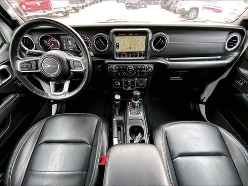 Used 2022 Jeep Wrangler Unlimited Sahara w/ Cold Weather Group AWD/4WD image 14