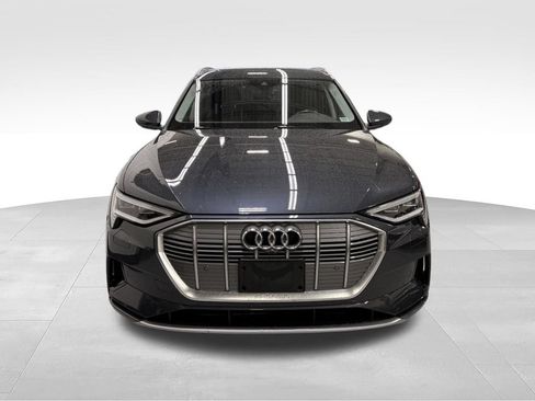 Used 2019 Audi e-tron Premium Plus AWD/4WD image 8