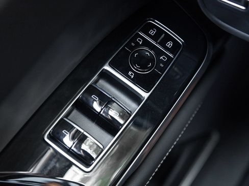 Used 2026 Cadillac Escalade Platinum Sport AWD/4WD image 22