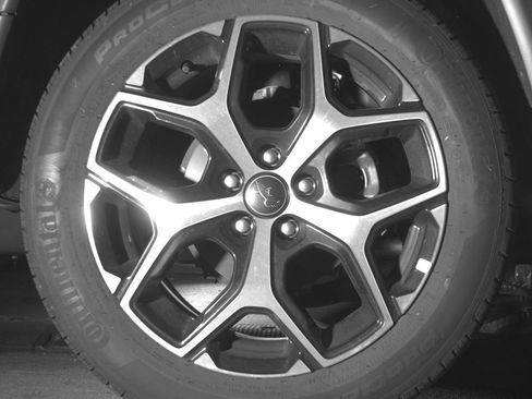 Used 2025 Jeep Compass Limited image 15