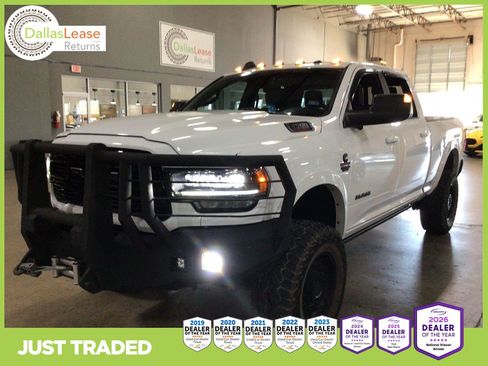 Used 2022 RAM 2500 Limited AWD/4WD image 1