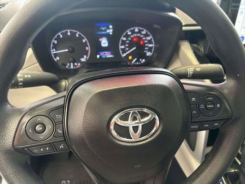 Certified 2025 Toyota Corolla Cross L FWD image 18