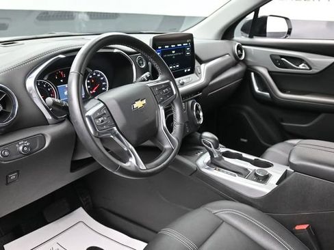 Used 2024 Chevrolet Blazer LT w/ Sound & Technology Package FWD image 14