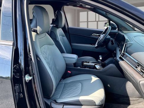 Used 2023 Kia Sportage X-Line w/ X-Line Premium Package AWD/4WD image 7