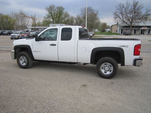 Used 2009 Chevrolet Silverado 2500 W/T image 1