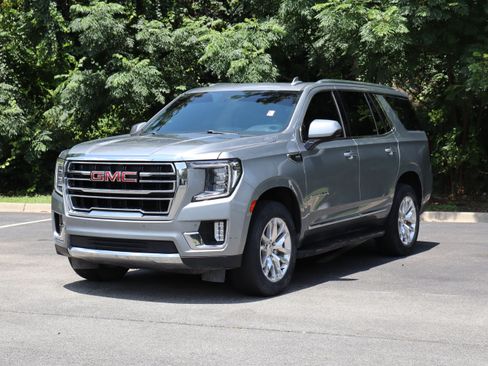 Used 2023 GMC Yukon SLT RWD image 6