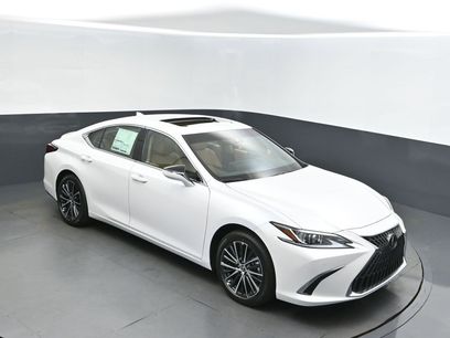 New 2025 Lexus ES 350 w/ Premium Package