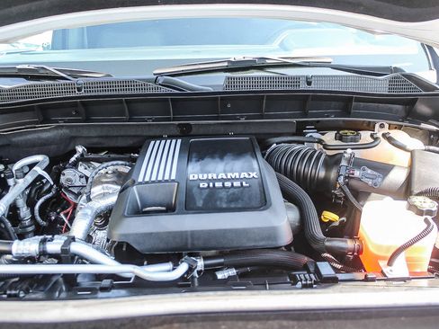 Used 2024 GMC Sierra 1500 SLT w/ SLT Premium Plus Package AWD/4WD image 37
