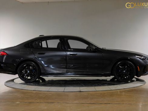 Used 2026 BMW 530i xDrive AWD/4WD image 9