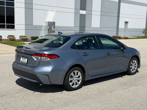 Used 2022 Toyota Corolla LE image 5