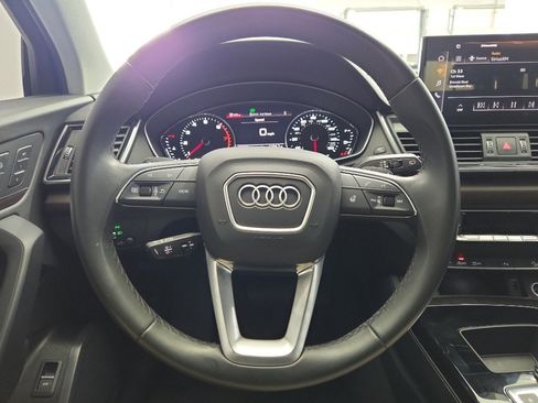 Used 2023 Audi Q5 2.0T Premium w/ Convenience Package image 15