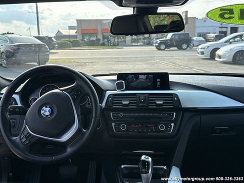 Used 2015 BMW 328i xDrive Sedan AWD/4WD image 16