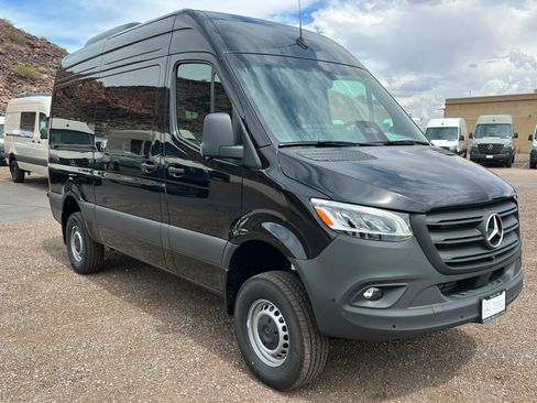 New 2026 Mercedes-Benz Sprinter 2500 image 7