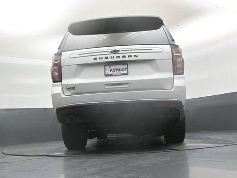 Used 2023 Chevrolet Suburban High Country AWD/4WD image 44