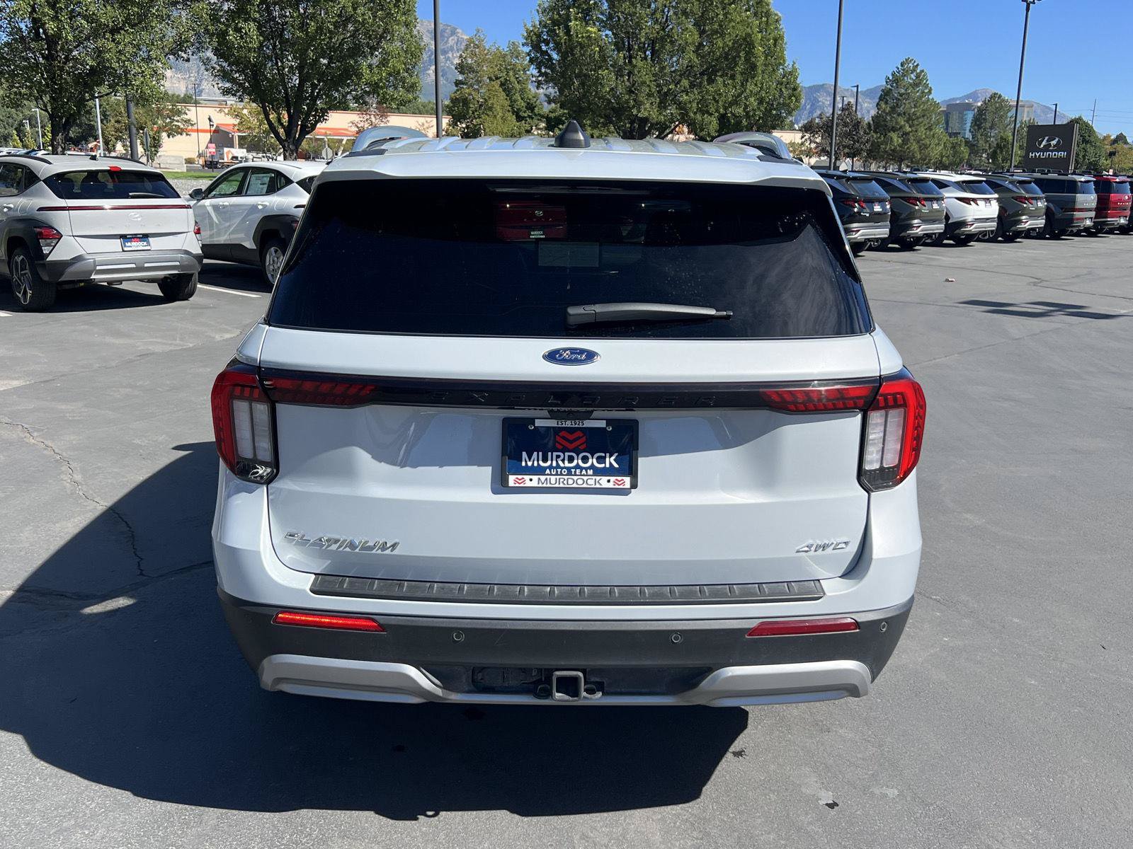 Used 2025 Ford Explorer Platinum w/ LUX Leather Package AWD/4WD image 9