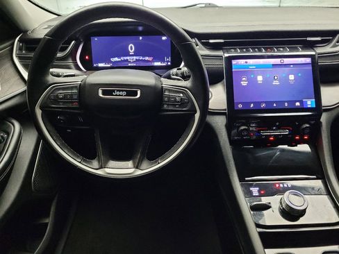 Used 2021 Jeep Grand Cherokee L Limited image 22