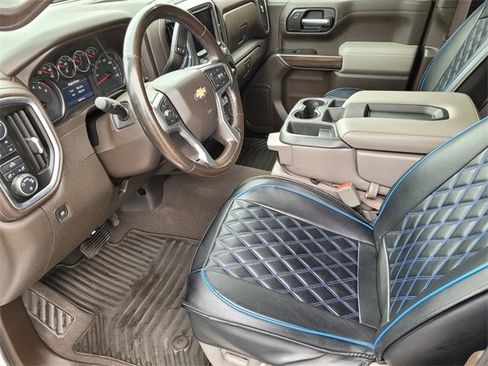 Used 2020 Chevrolet Silverado 1500 LT w/ All-Star Edition image 14