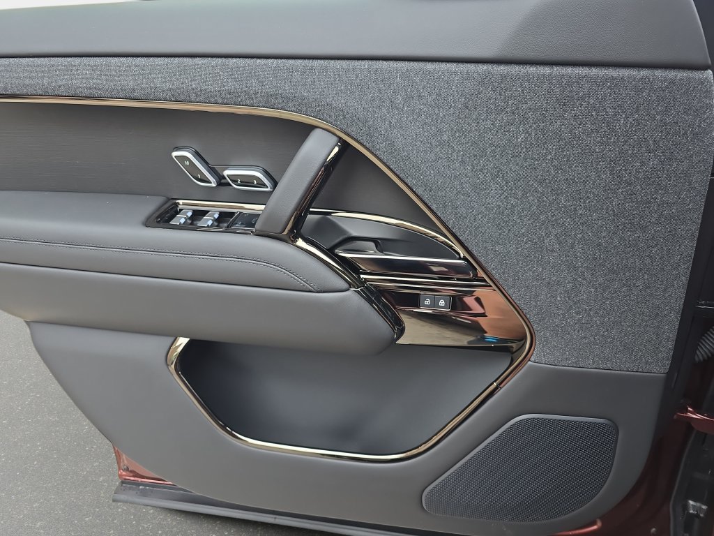 New 2027 Land Rover Range Rover Sport Autobiography AWD/4WD image 19