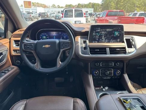 Used 2024 Chevrolet Suburban High Country w/ Max Trailering Package image 14