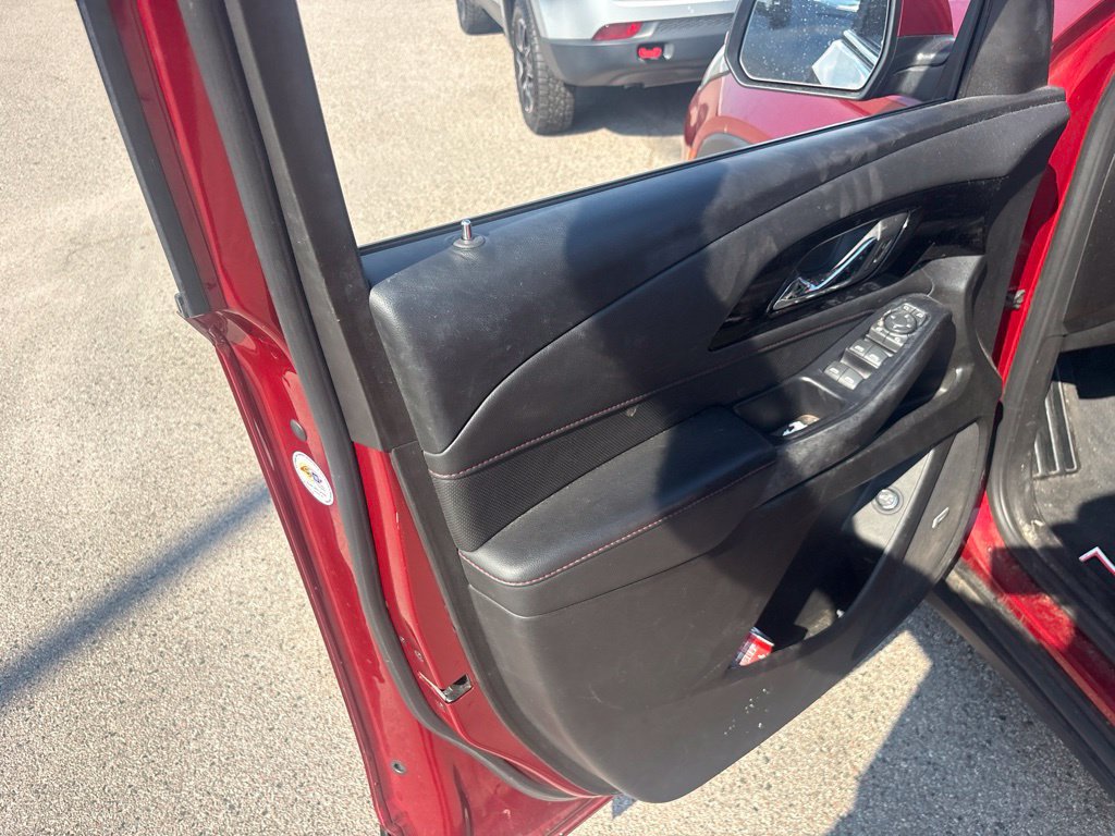 Used 2022 Chevrolet Traverse RS AWD/4WD image 16