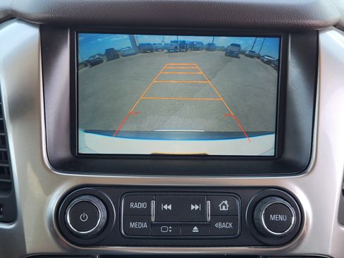 Used 2015 Chevrolet Tahoe LT w/ Luxury Package RWD image 18