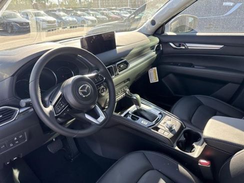 New 2025 MAZDA CX-5 AWD 2.5 S w/ Premium Plus Pkg image 4