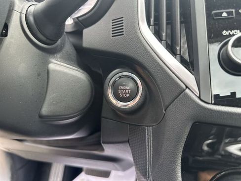 Used 2023 Subaru Forester Premium image 18