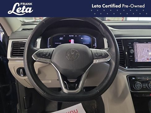 Used 2021 Volkswagen Atlas SEL Premium image 12