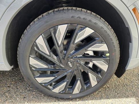 New 2026 Lincoln Nautilus Black Label w/ Jet Appearance Package image 18