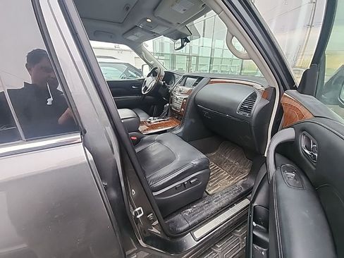 Used 2019 INFINITI QX80 Luxe image 11