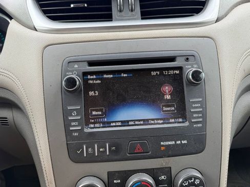 Used 2014 Chevrolet Traverse LS FWD image 28