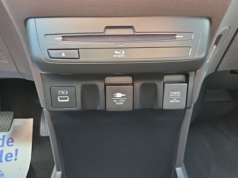 Used 2023 Honda Odyssey Touring image 46