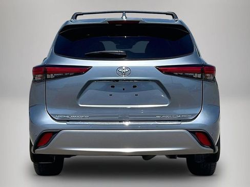 Used 2021 Toyota Highlander Platinum AWD/4WD image 6