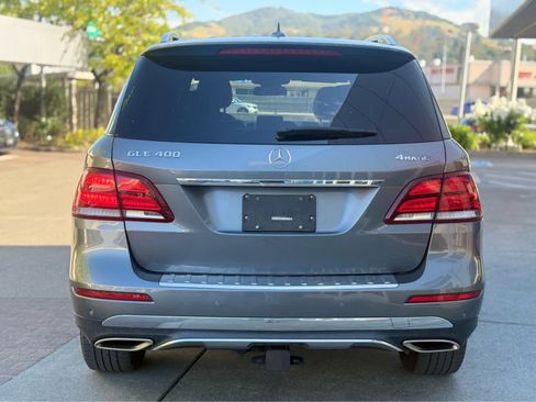 Used 2019 Mercedes-Benz GLE 400 4MATIC image 3