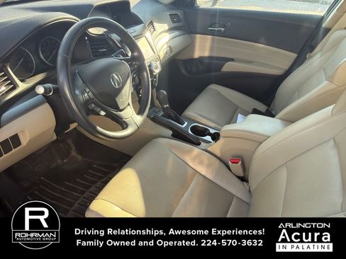 Used 2018 Acura ILX FWD image 2