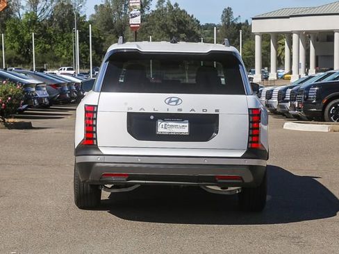 New 2026 Hyundai Palisade SEL FWD image 4