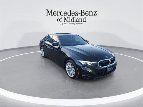Used 2024 BMW 330i Sedan image 2