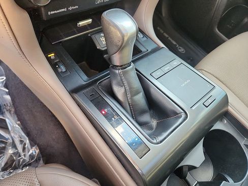 Used 2022 Lexus GX 460 Premium image 16